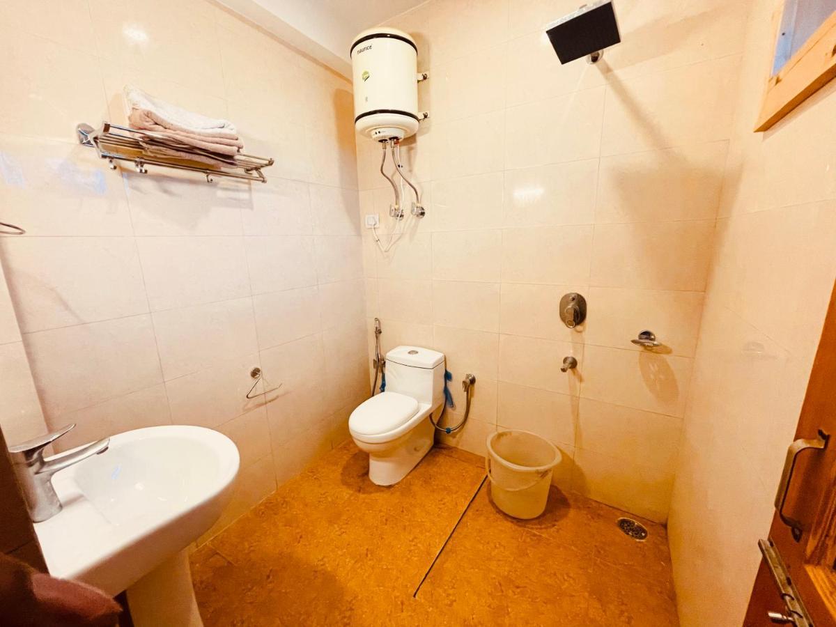 Wooib Hotels Manāli Extérieur photo